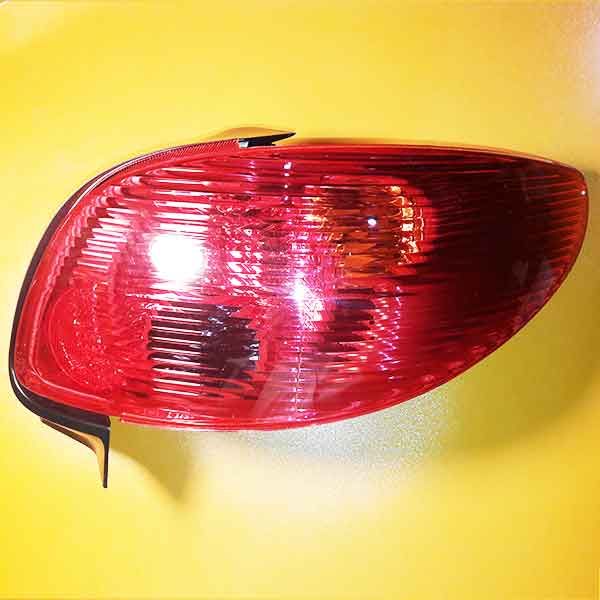 تصویر محصول چراغ خطر عقب راست پژو 206 تیپ 2 سال 1390