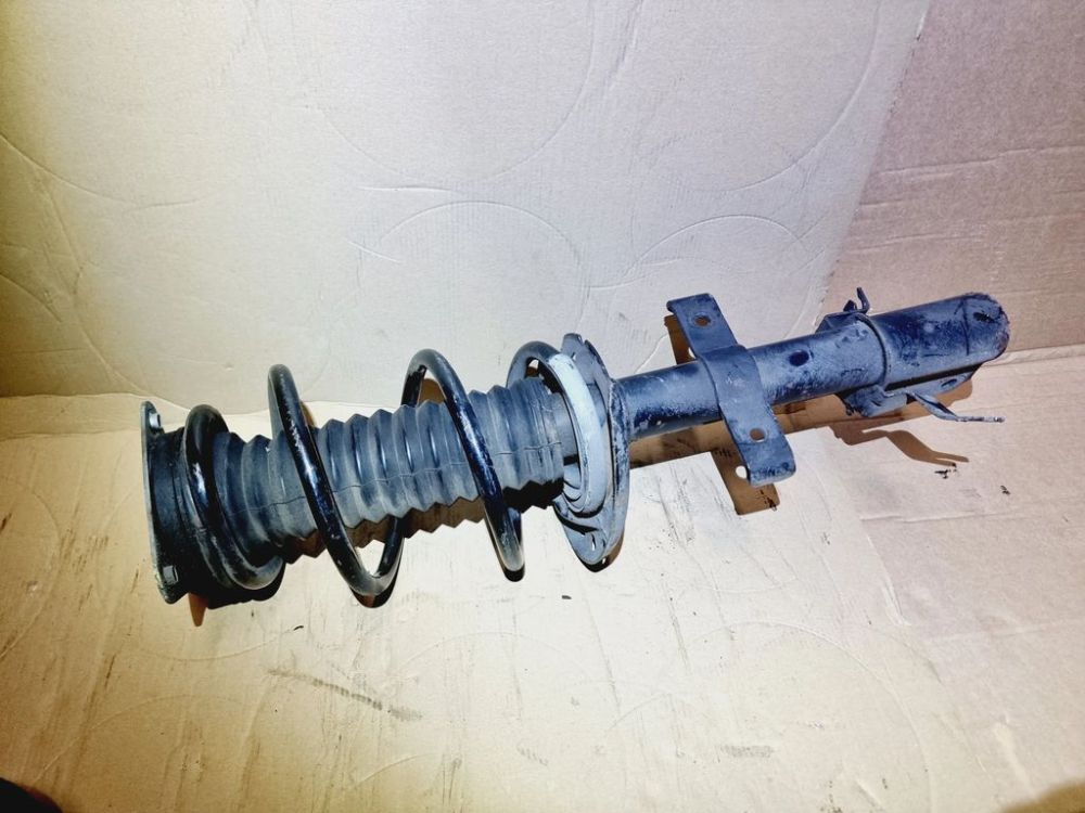 تصویر محصول کمک فنر جلو راست رنو کپچر سال 2016