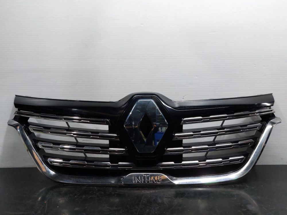 تصویر محصول جلو پنجره رنو تالیسمان E3 سال 2018