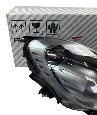 تصویر محصول چراغ جلو راست آلفارومئو جولیتا سال 2015