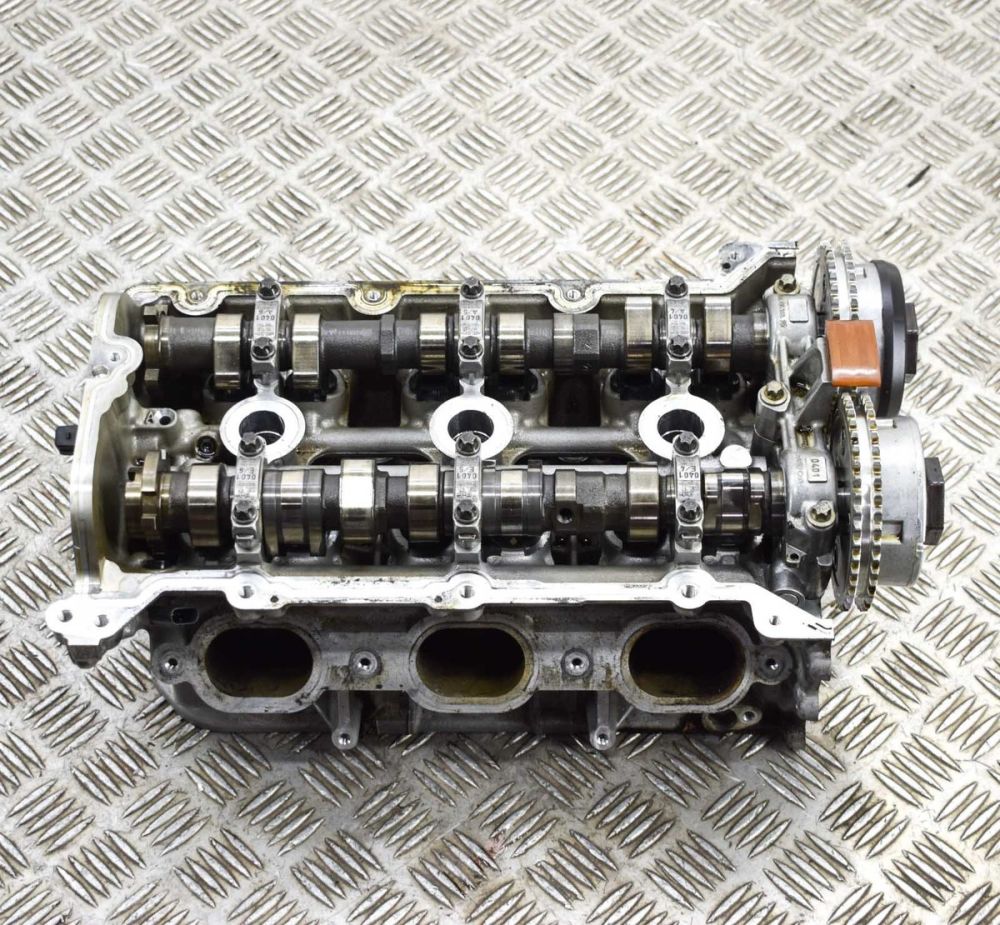 تصویر محصول سرسیلندر پورشه ماکان سال 2017