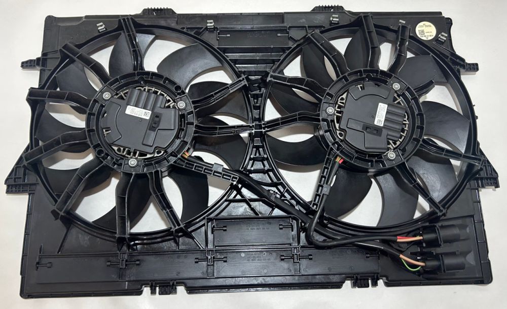 تصویر محصول سینی فن پورشه ماکان سال 2017