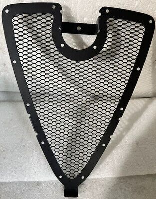 تصویر محصول جلو پنجره آلفارومئو 4C کوپه سال 2015