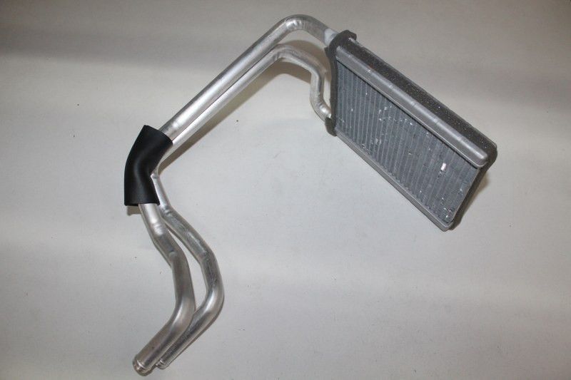 تصویر محصول رادیاتور بخاری هیوندای i20 سال 2012