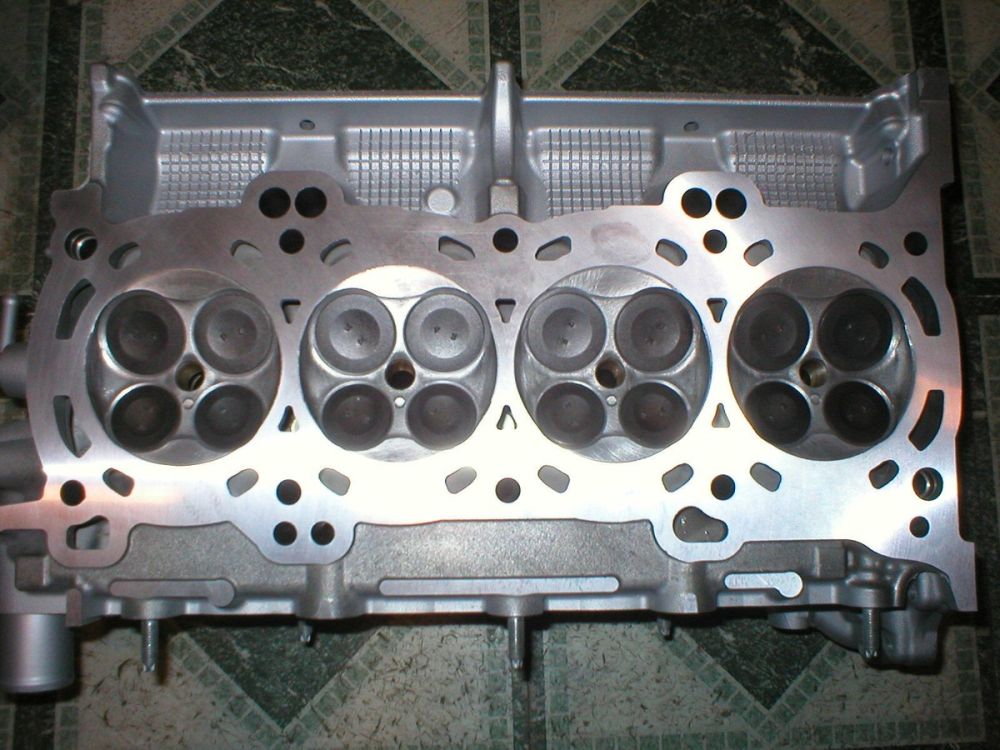 تصویر محصول سرسیلندر تویوتا راوفور 2.5 لیتر دو دیفرانسیل سال 2017