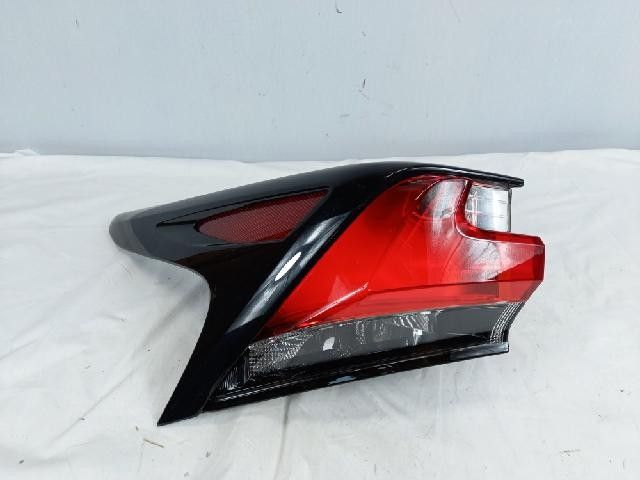 تصویر محصول چراغ خطر عقب چپ لکسوس NX 200 توربو سال 2016