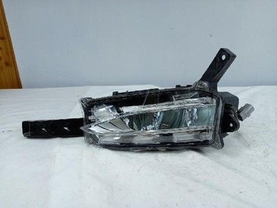 تصویر محصول چراغ مه شکن چپ لکسوس NX هیبرید 300h سال 2017