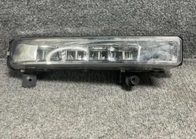 تصویر محصول چراغ مه شکن راست بی ام و سری 5 سدان 530i سال 2017