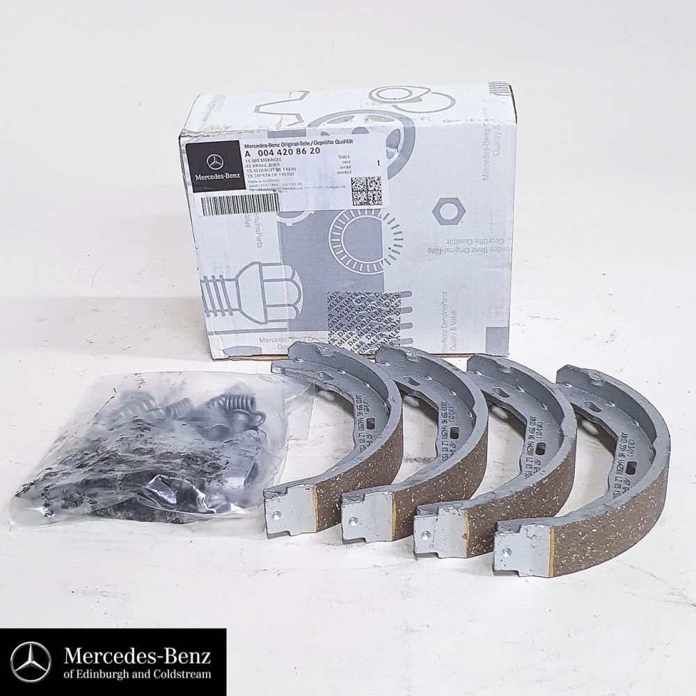 تصویر محصول لنت ترمز دستی بنز کلاس C C200 سال 2012