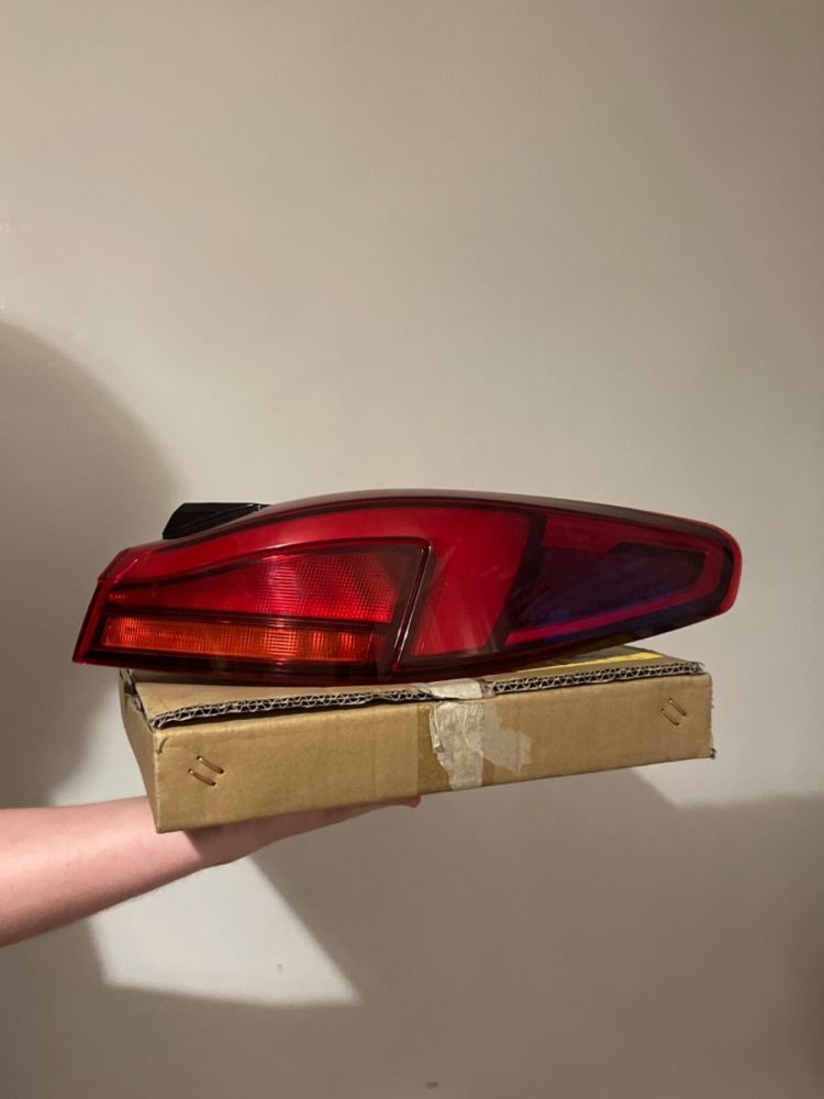 تصویر محصول چراغ خطر عقب چپ بی ام و سری 2 گرن کوپه 225L سال 2025