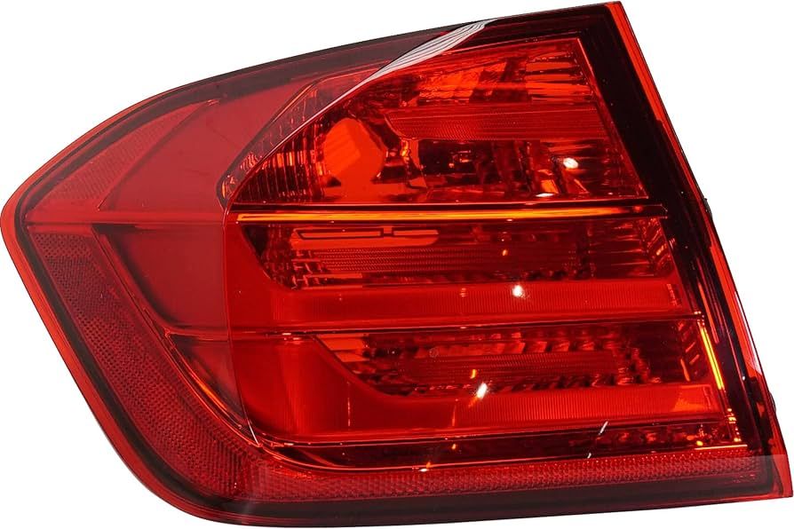 تصویر محصول چراغ خطر عقب چپ بی ام و سری 3 سدان 320i سال 2013