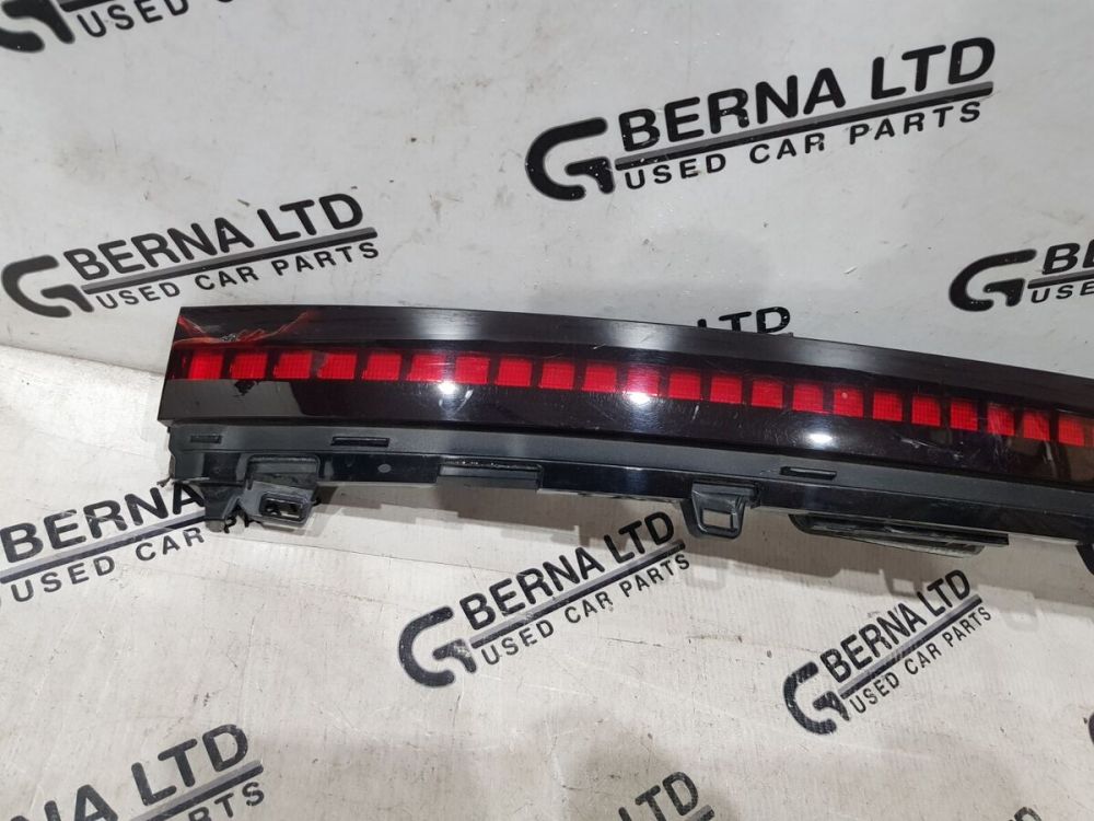 تصویر محصول چراغ خطر عقب راست لونا GRE 110 کیلو وات سال 2024