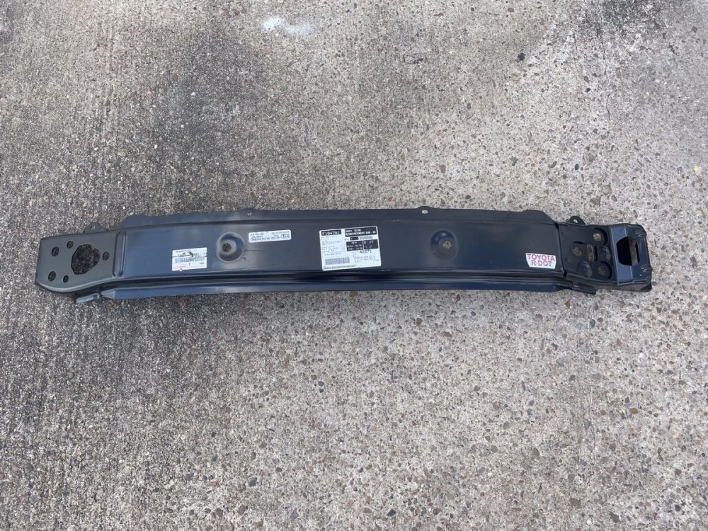 تصویر محصول دیاق سپر جلو تویوتا پریوس تیپ C سال 2016