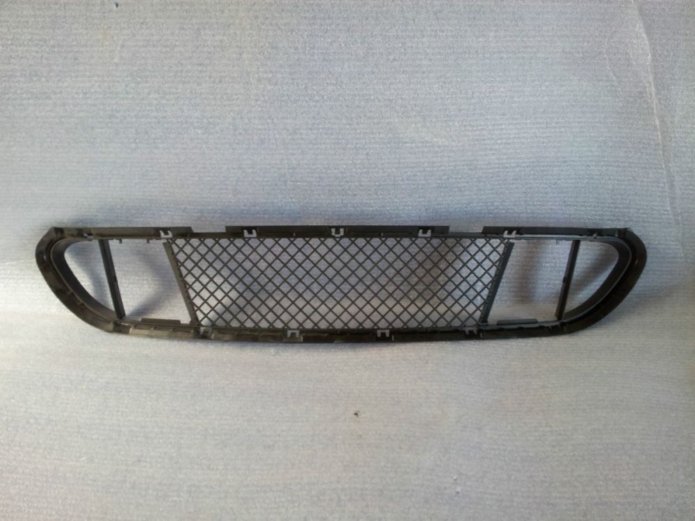 تصویر محصول توری سپر جلو بی ام و سری 5 سدان 520i سال 2005