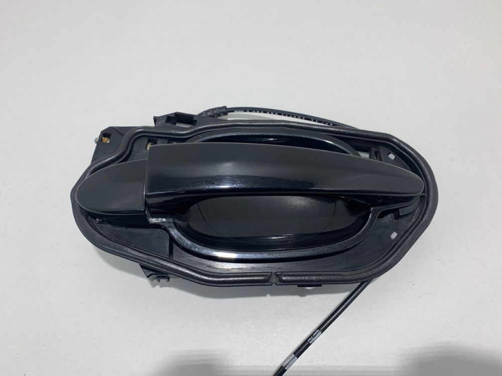 تصویر محصول دستگیره درب بیرونی جلو چپ بی ام و سری 6 کروک 630i سال 2008